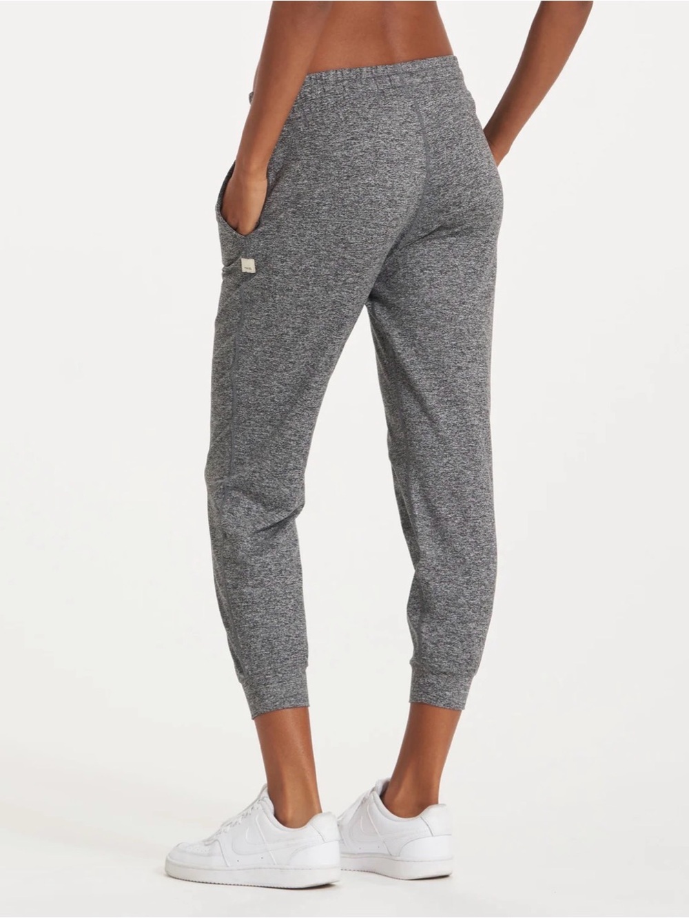 Vuori Performance Jogger in Heather Grey Size XS